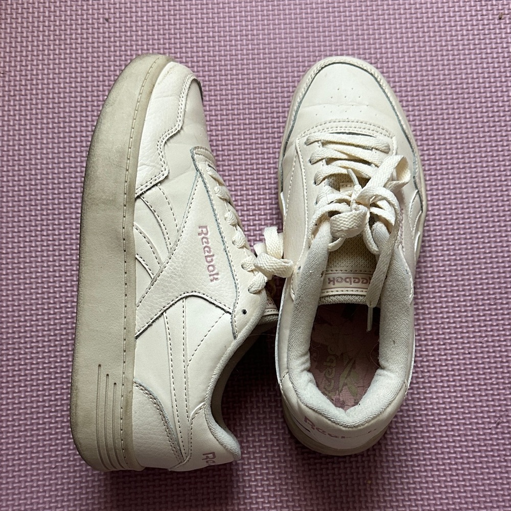 Reebok Cream Sneakers